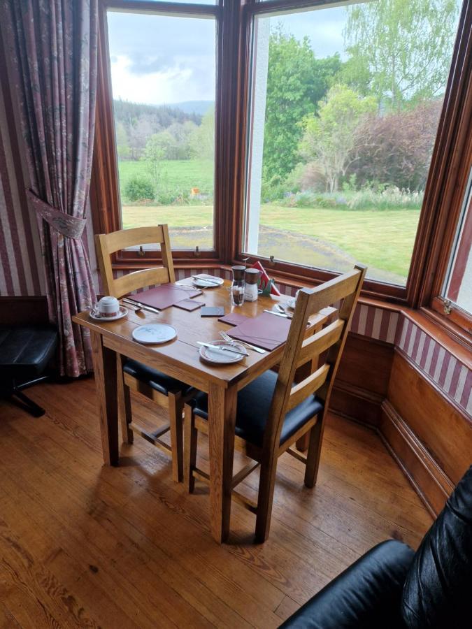 Creag Meggan Acomodação com café da manhã Ballater Exterior foto