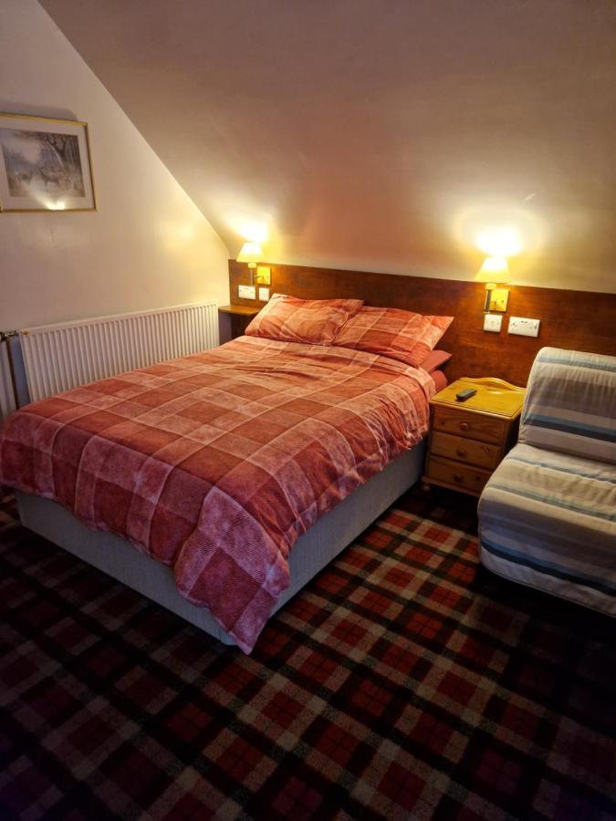 Creag Meggan Acomodação com café da manhã Ballater Quarto foto